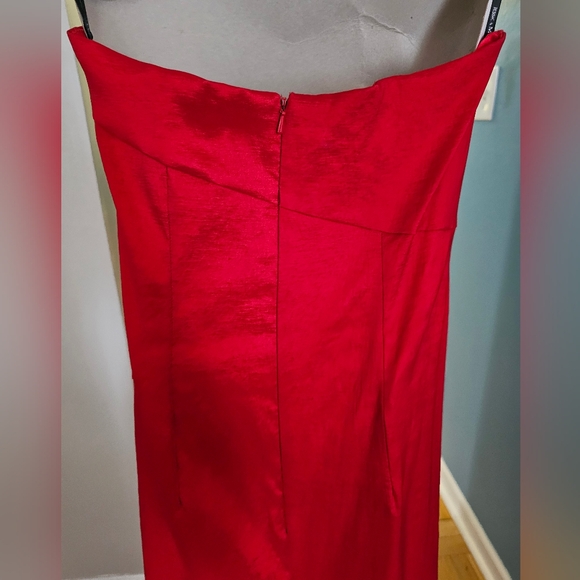 Red Prom dress size 10 - Picture 5 of 8